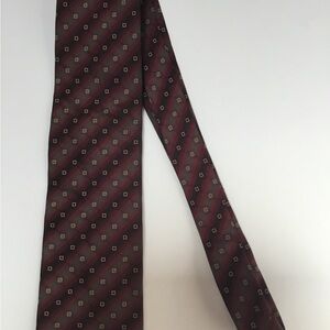 Men's Burgundy Geometric Pattern Tie - Classic Professional Style
